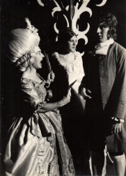 She Stoops To Conquer HLT 1977 03
